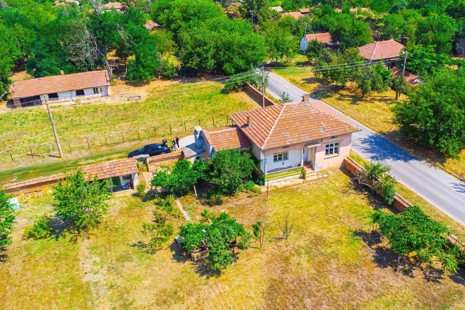 House for Sale in Obnova, Pleven