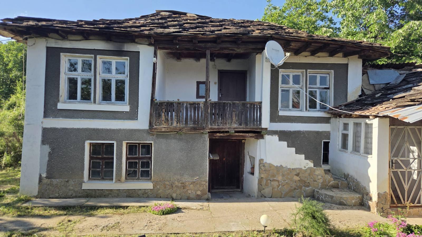 House for Sale in Sevlievo, Gabrovo