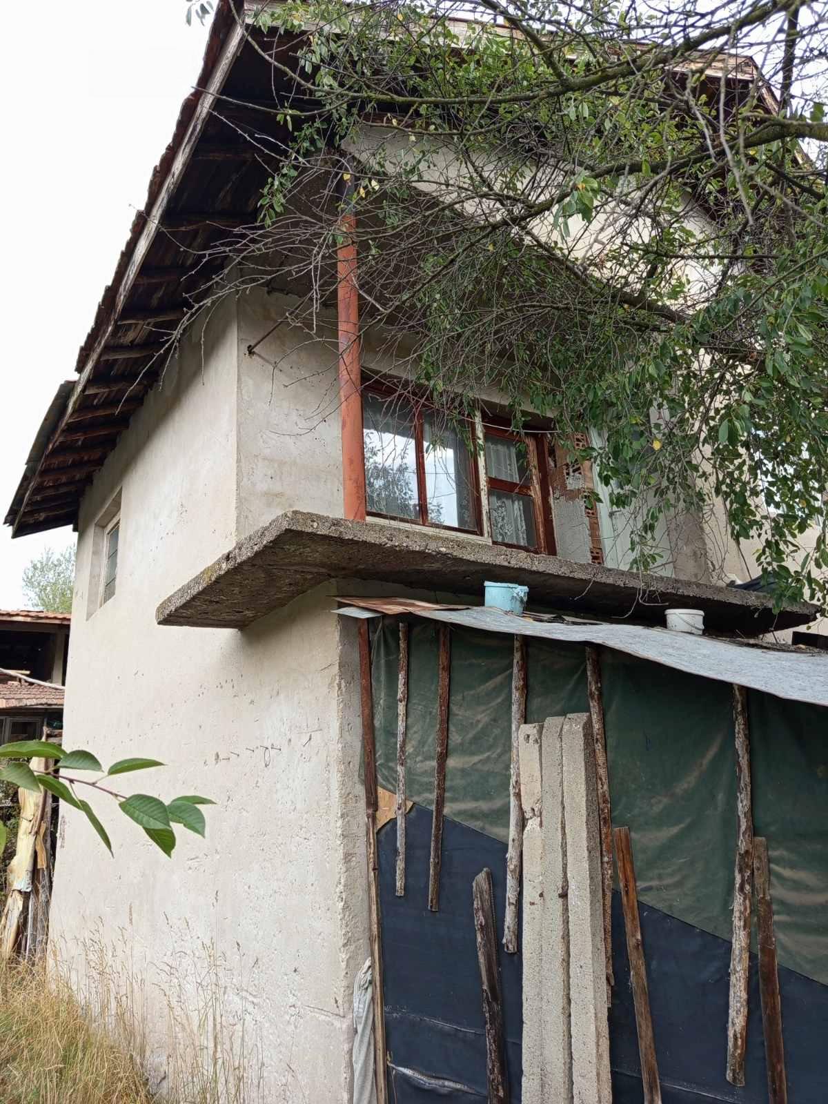 House for Sale in Golemo Buchino, Pernik