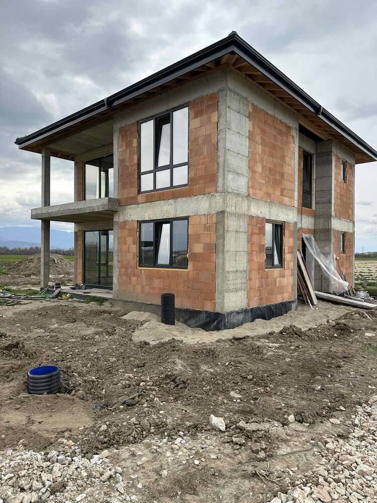 House for Sale in Plovdiv, Industrialna zona – Sever