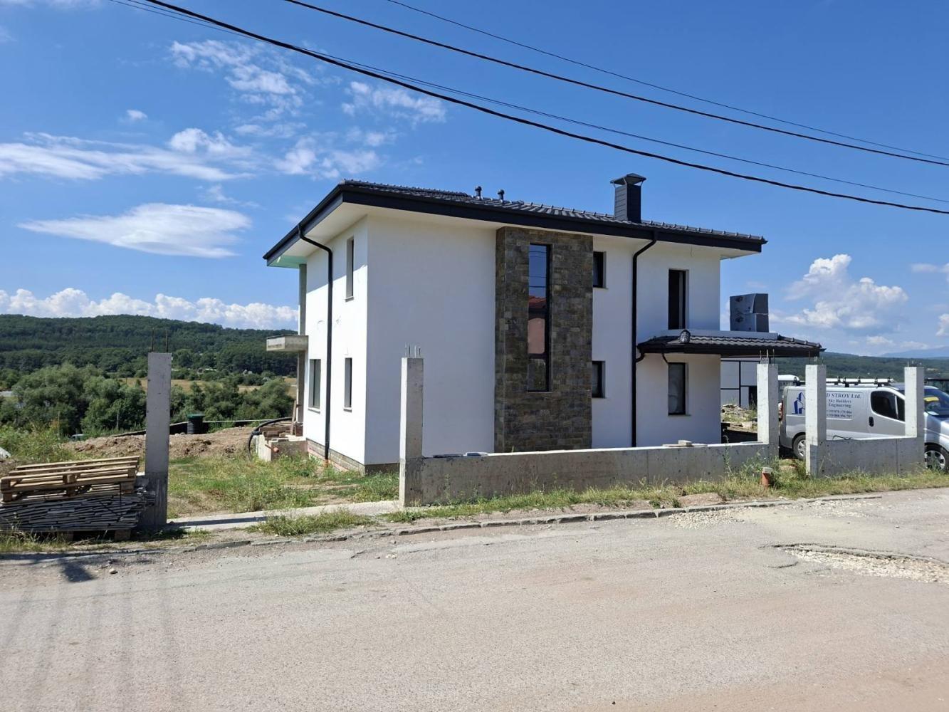 House for Sale in Vakarel, Sofia Province