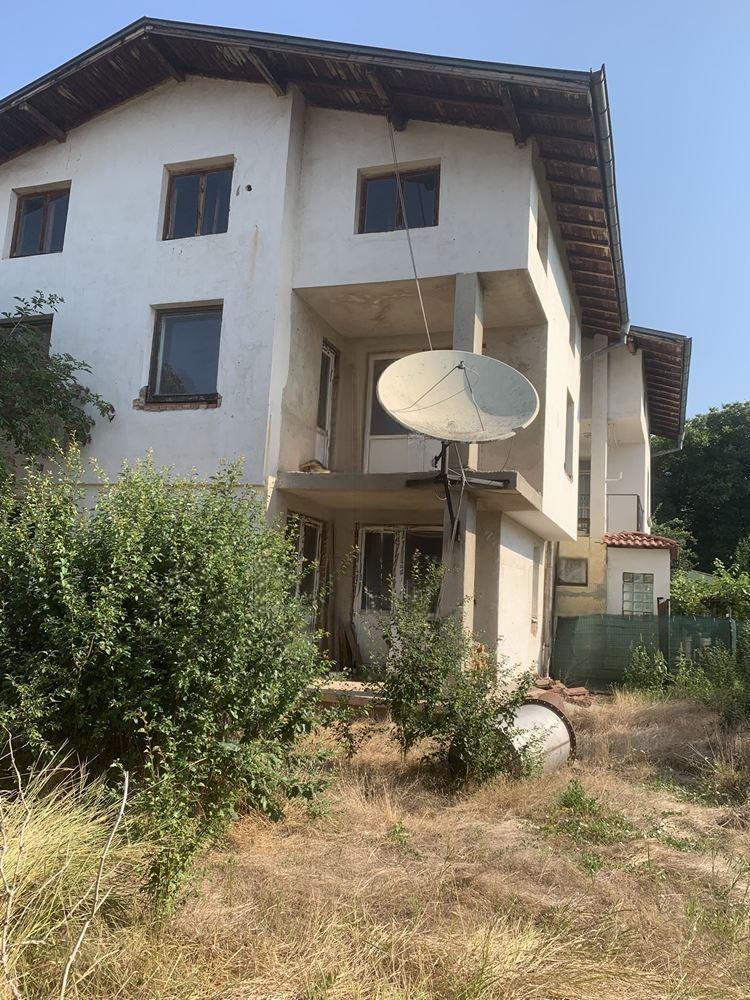 House for Sale in Dolna Malina, Sofia Province
