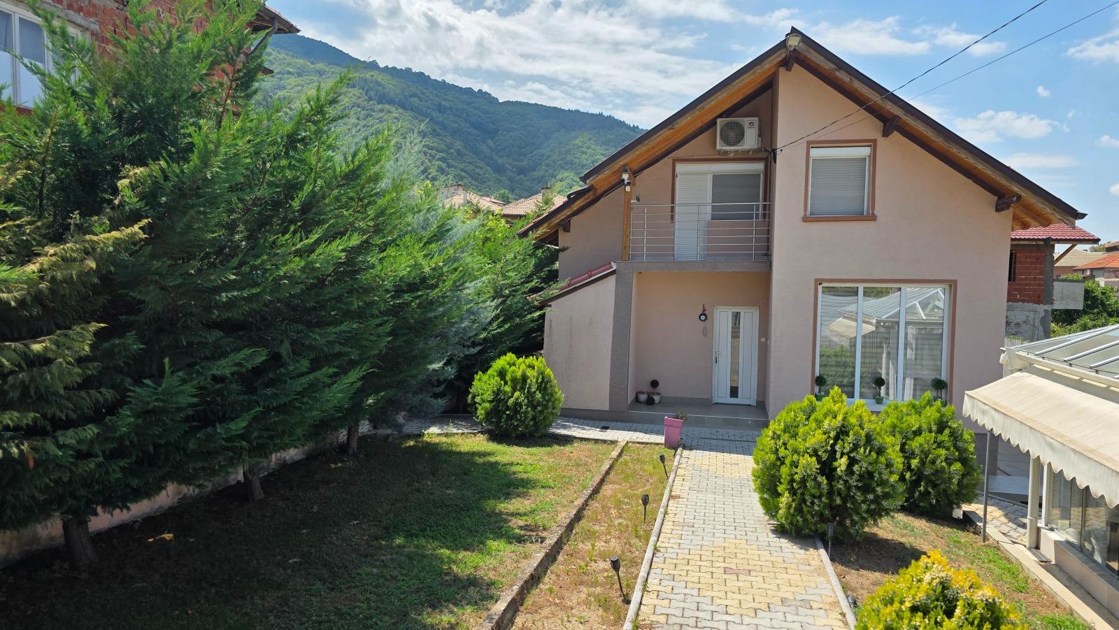House for Sale in Kolarovo, Blagoevgrad