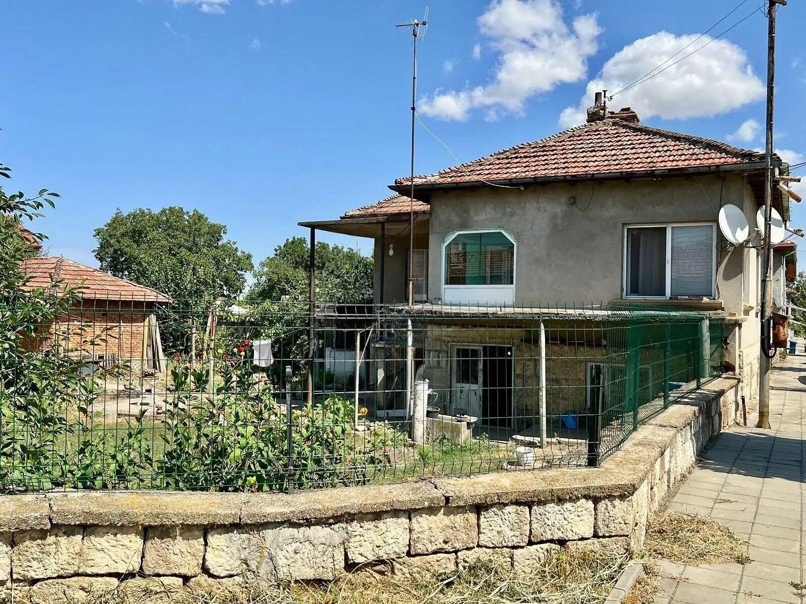 House for Sale in Shtraklevo, Ruse