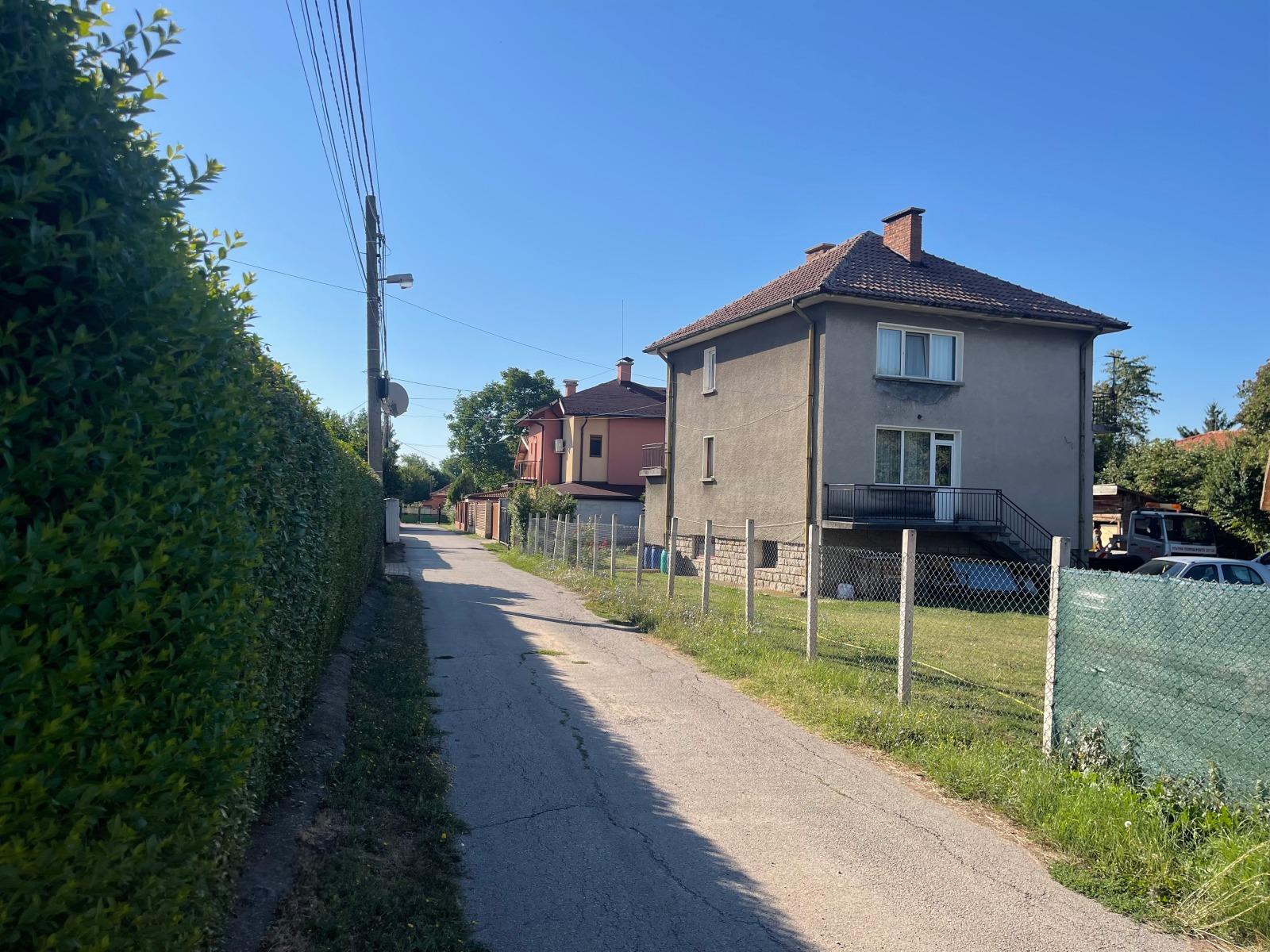 House for Sale in Sofia, Voluyak