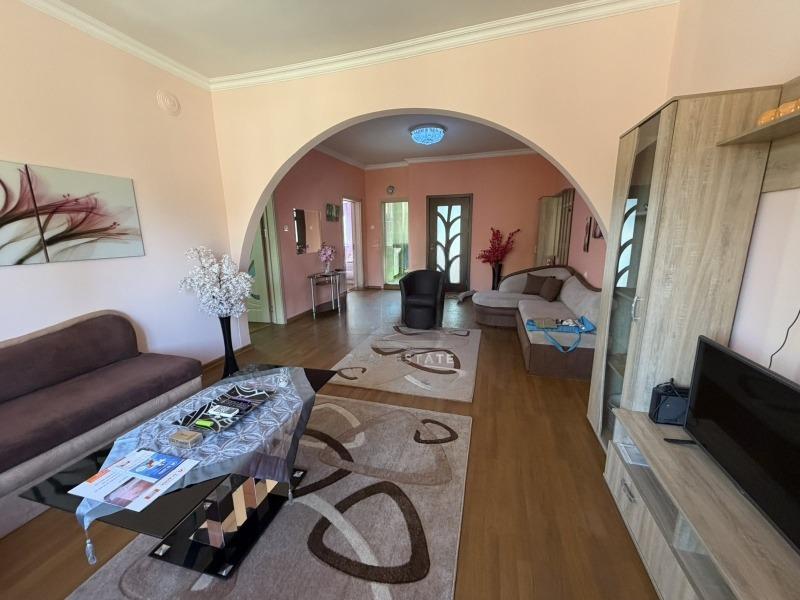 House Floor for Sale in Haskovo, Uchilishtni