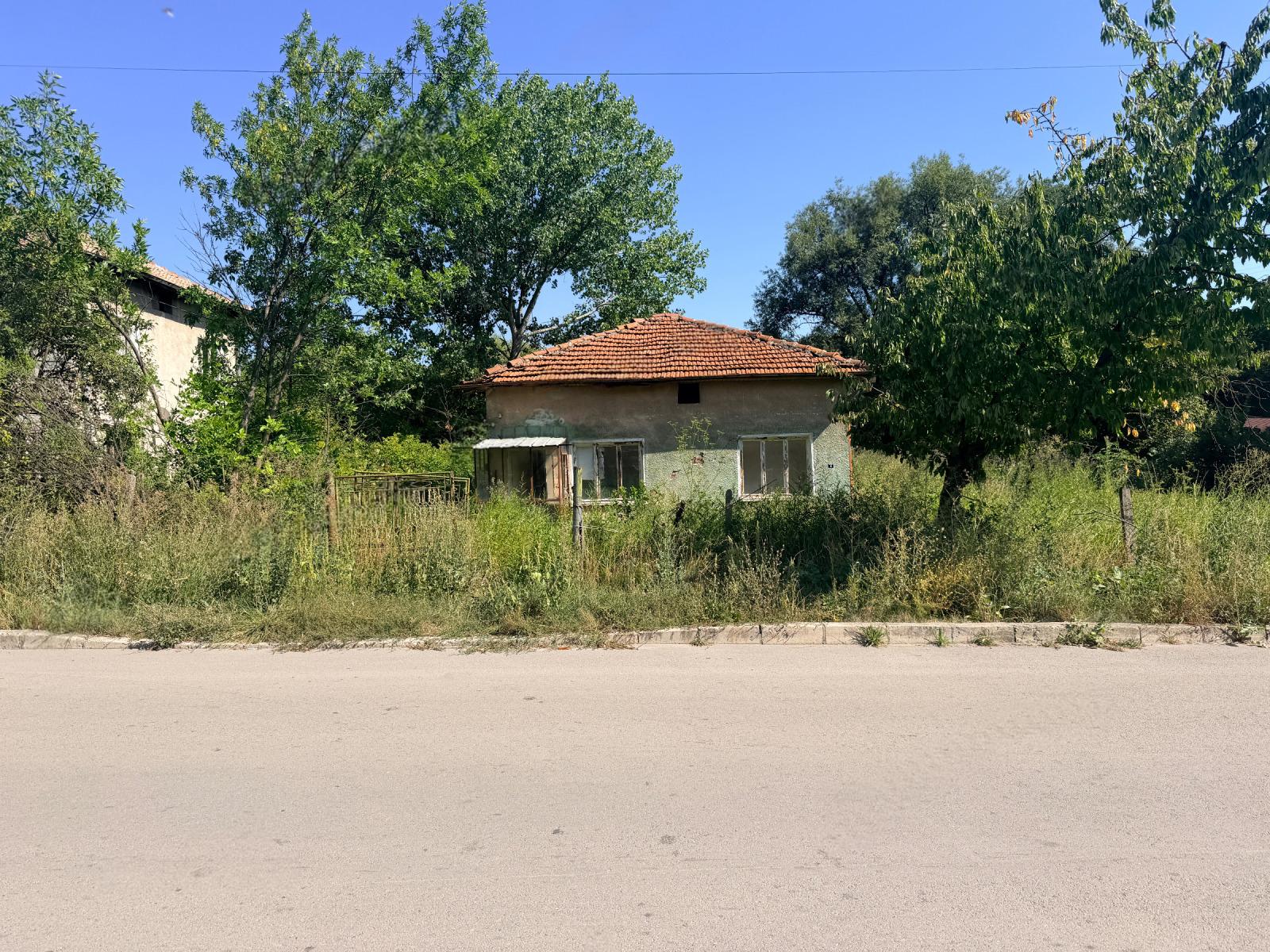House for Sale in Divotino, Pernik
