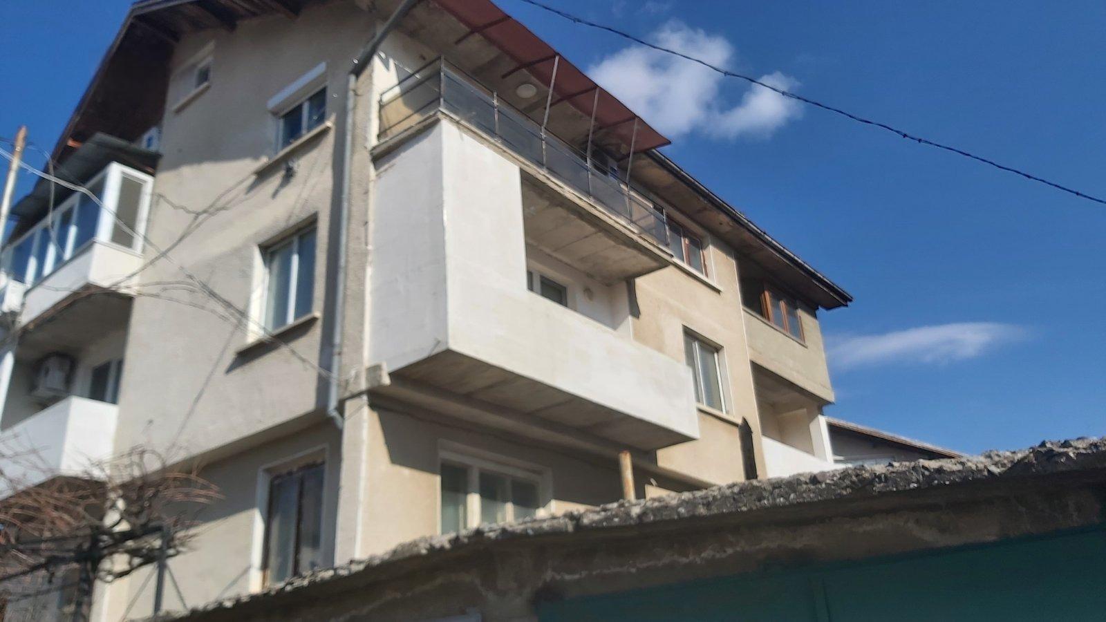 House Floor for Sale in Mezdra, Vratsa