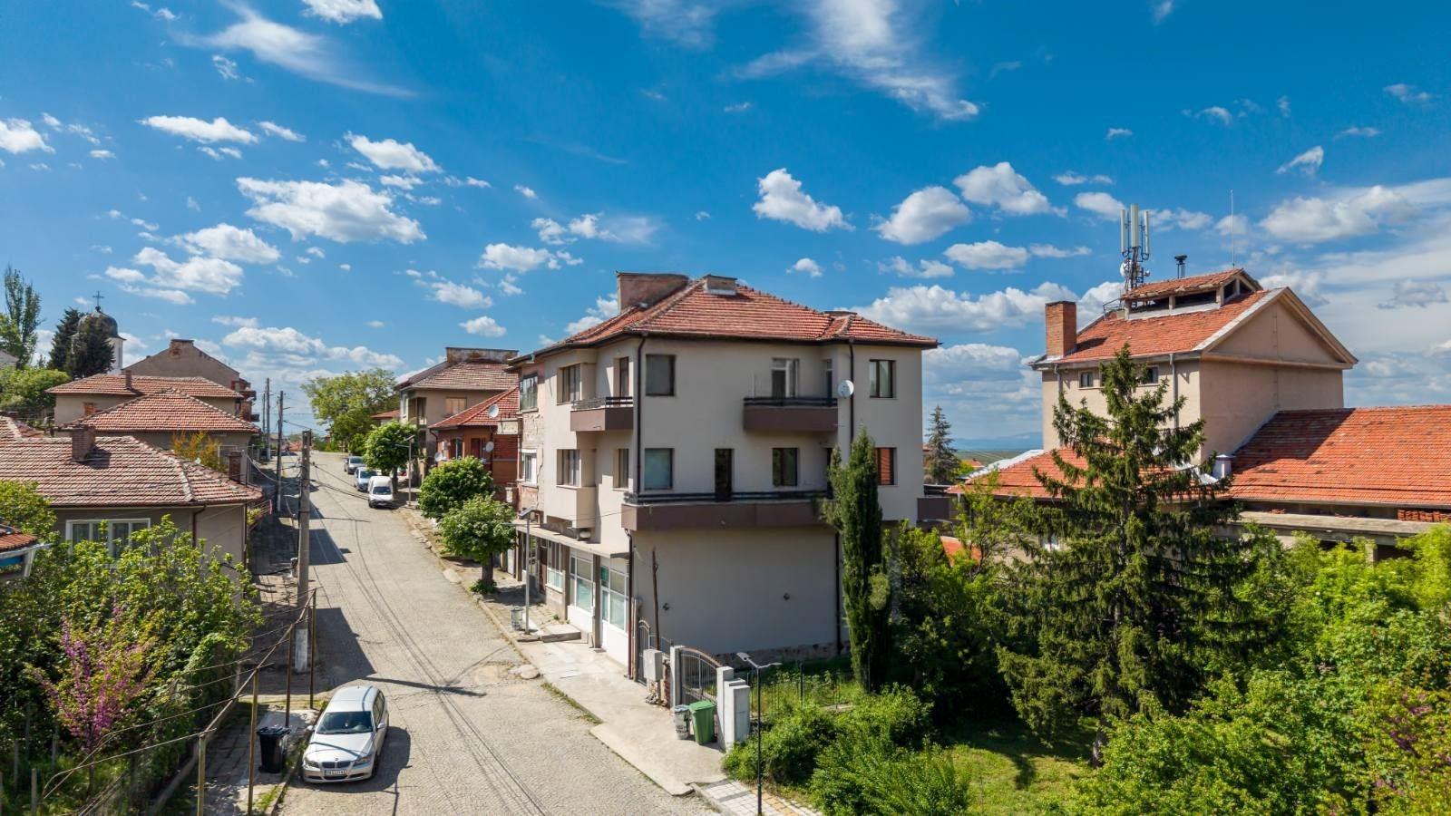 House for Sale in Perushtitsa, Plovdiv