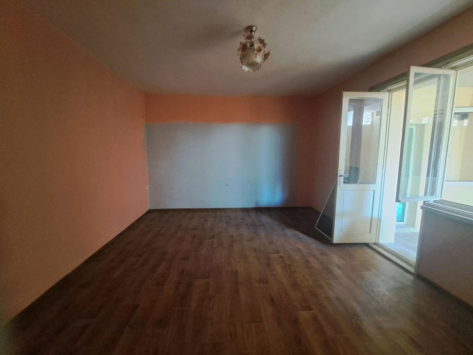 House for Sale in Yambol, Center