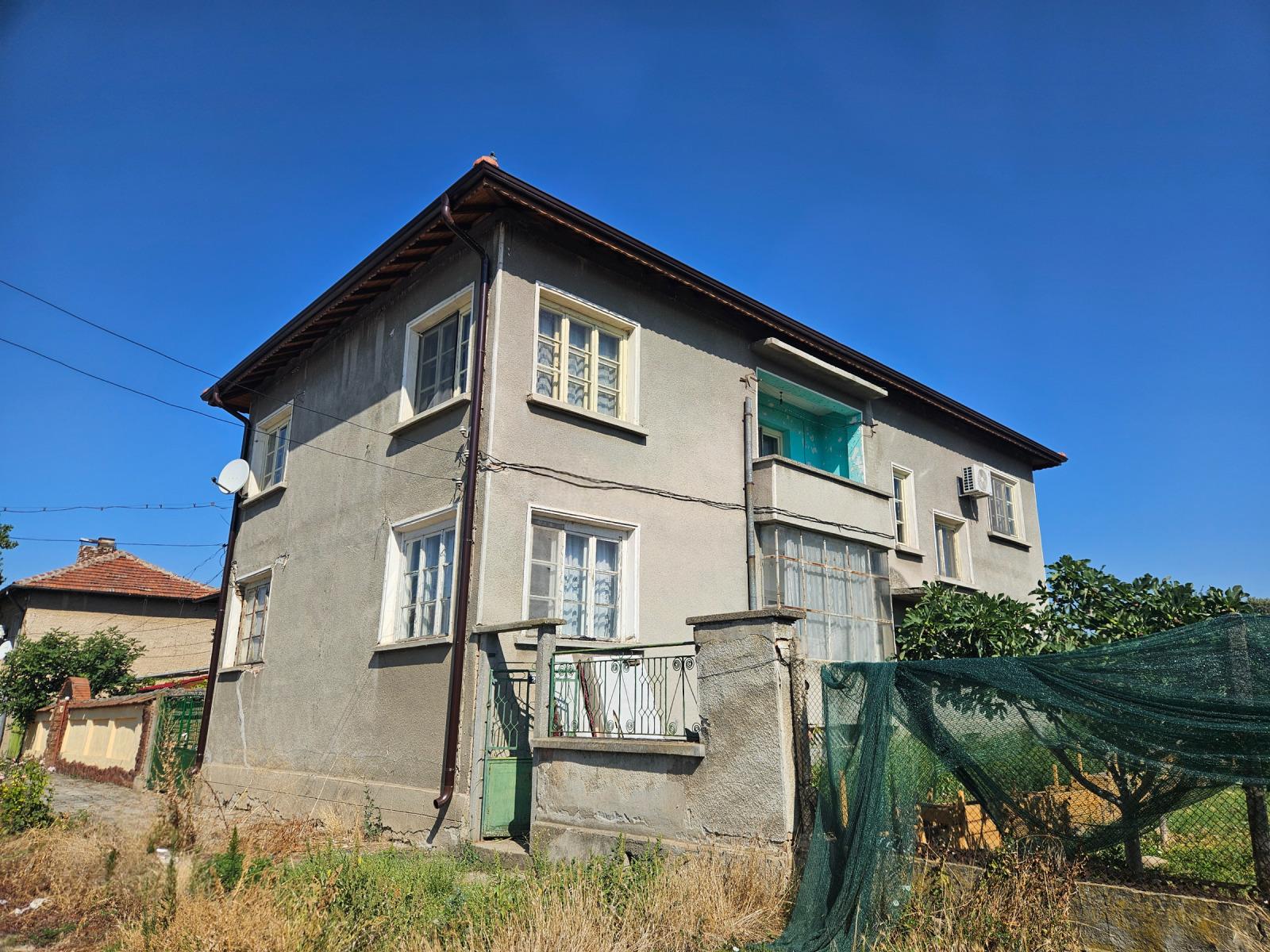 House for Sale in Dolni Dabnik, Pleven