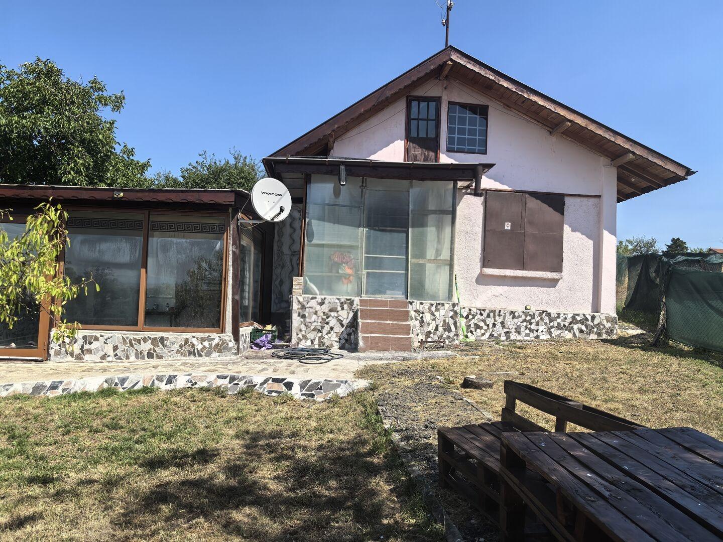 Villa for Sale in Yambol, Promishlena zona
