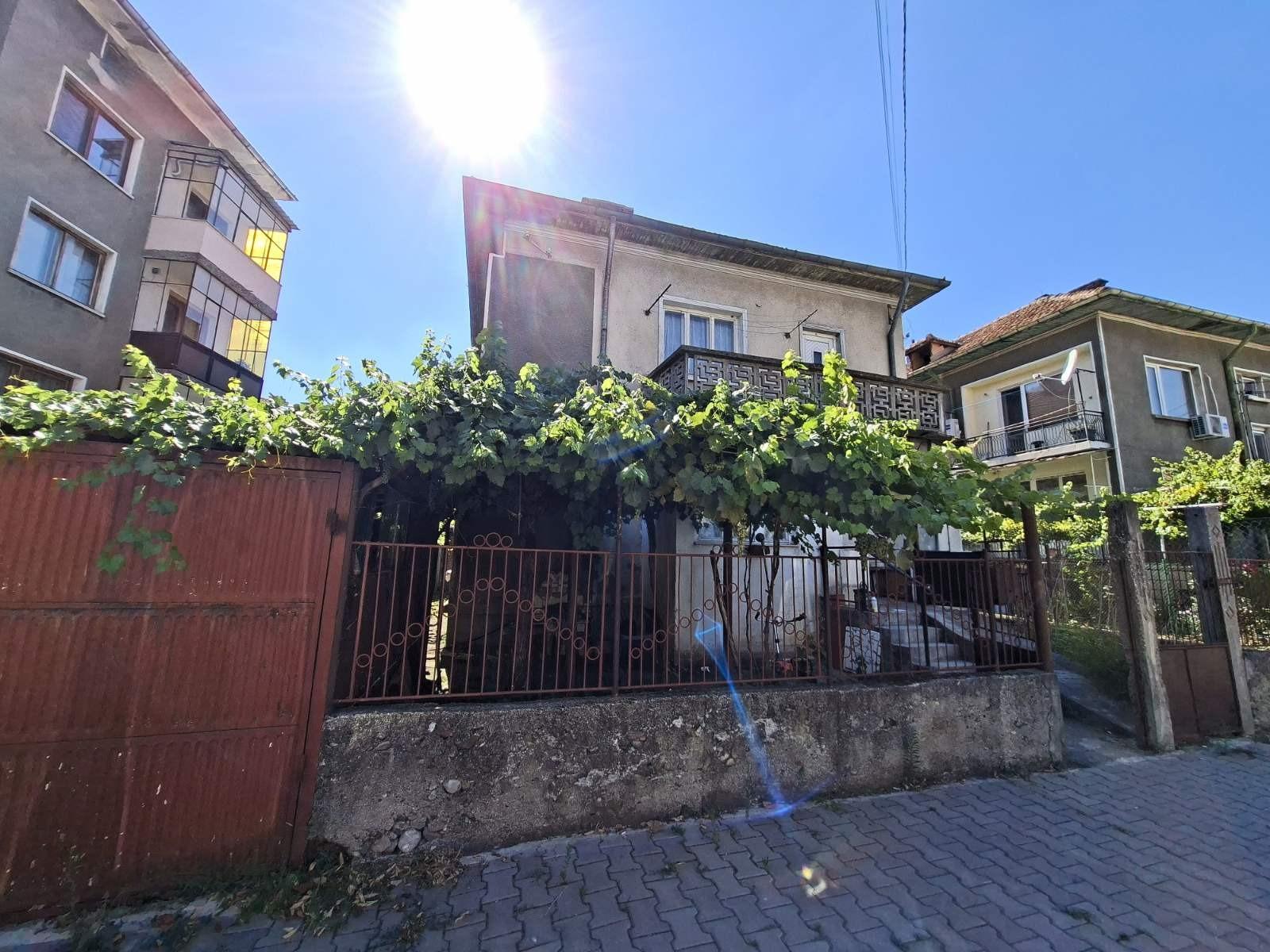 House for Sale in Mezdra, Vratsa