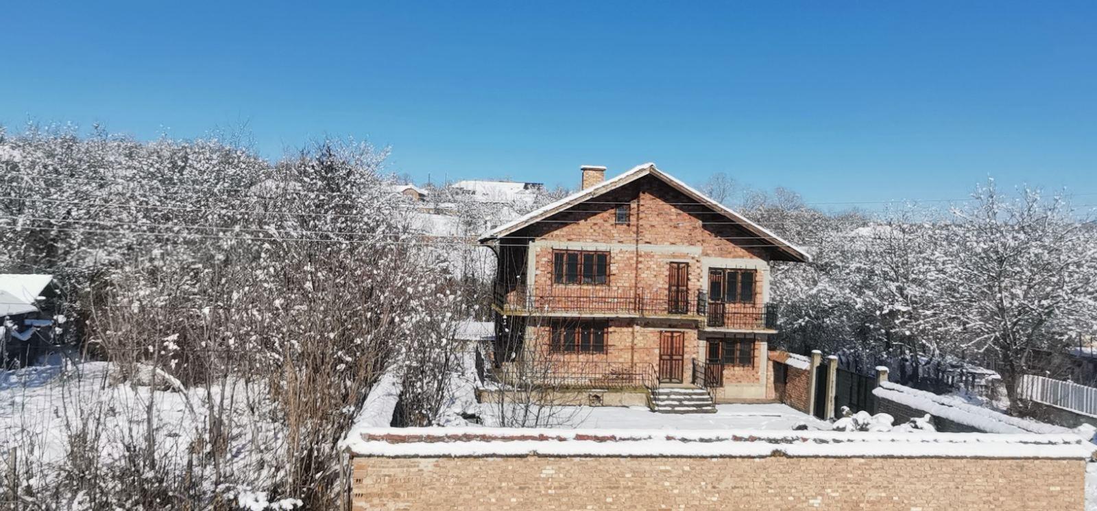 House for Sale in Gulyantsi, Pleven