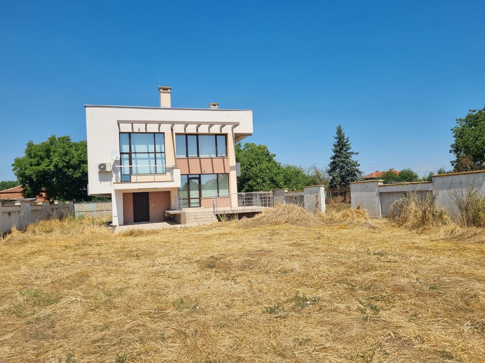 House for Sale in Sarnevo, Stara Zagora