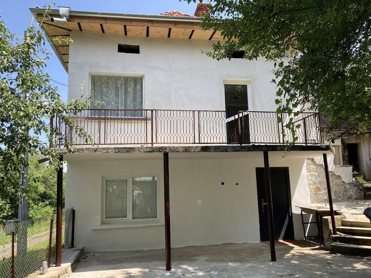 House for Sale in Cherkaski, Montana