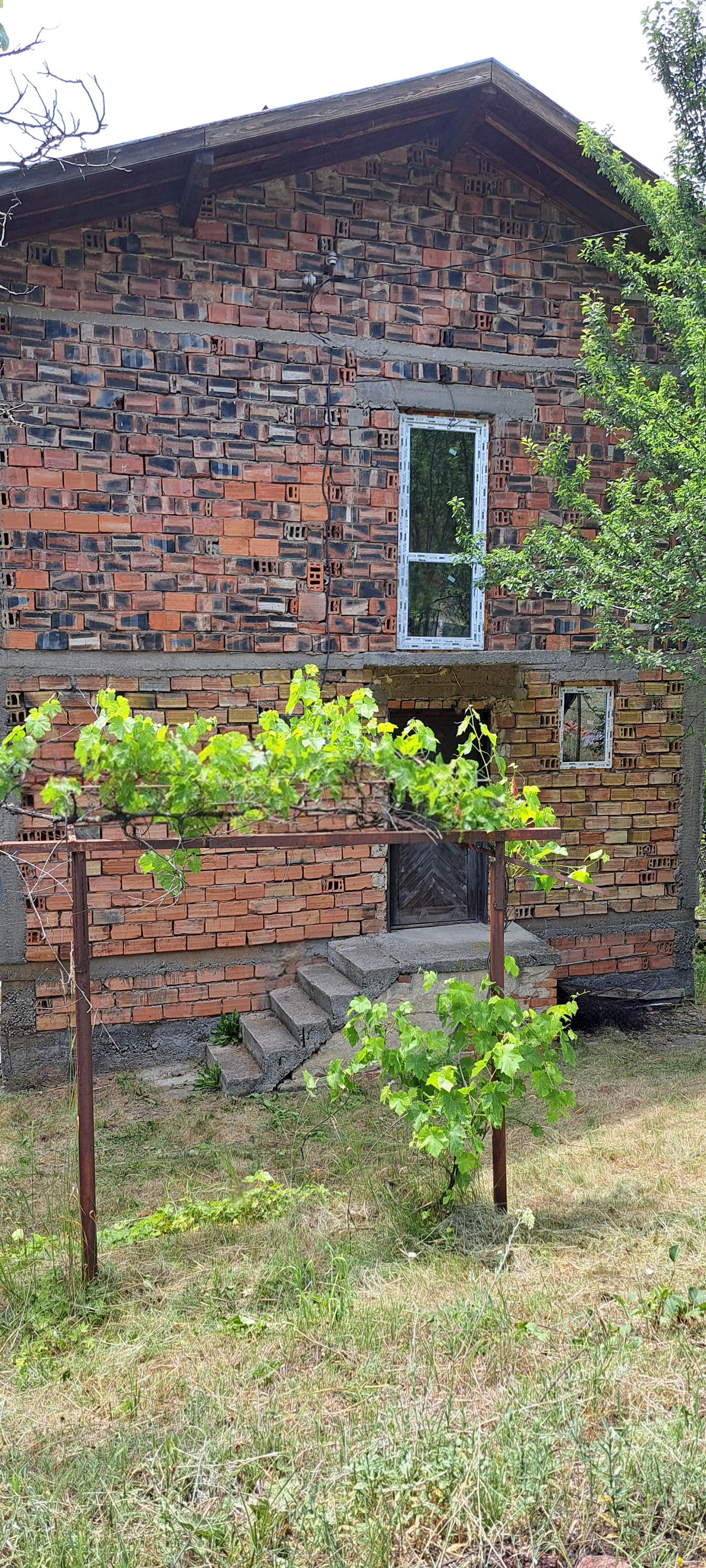 House for Sale in Galabnik, Pernik