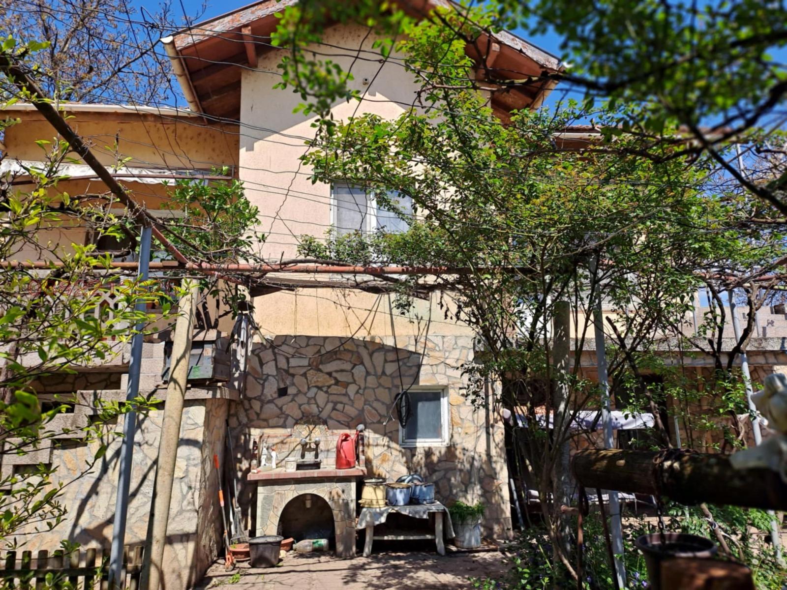 House for Sale in Roman, Vratsa