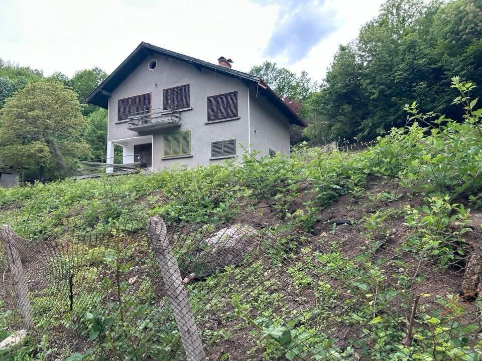 Villa for Sale in Glozhene, Lovech