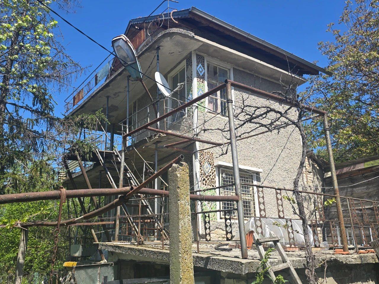 Villa for Sale in Targovishte, Zapad 1