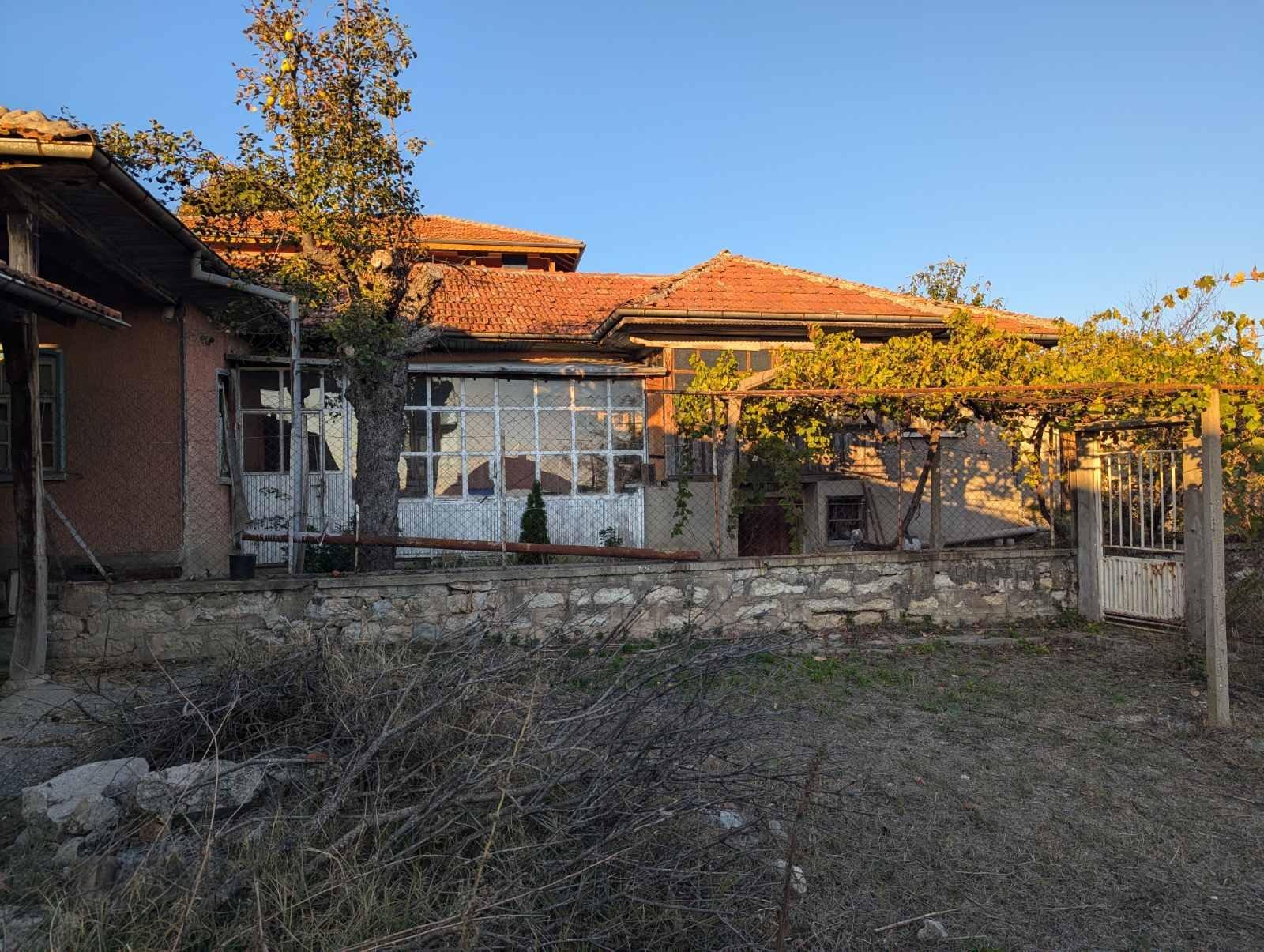 House for Sale in Belyakovets, Veliko Tarnovo