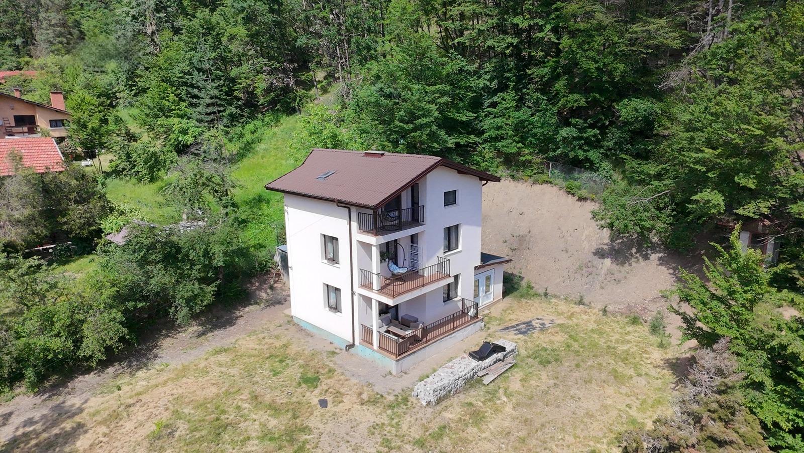House for Sale in Churek, Sofia Province