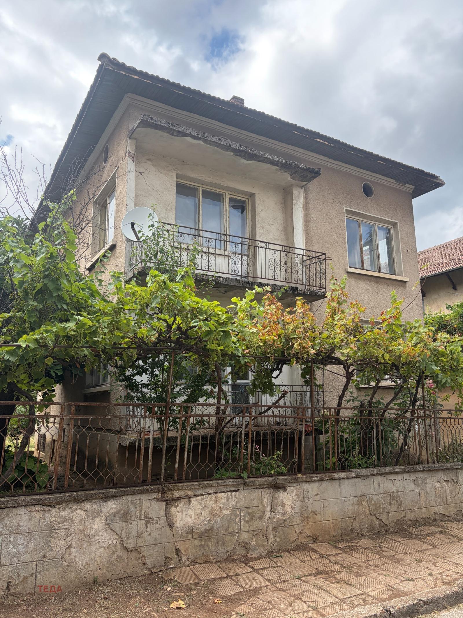 House for Sale in Vratsa, Samuil