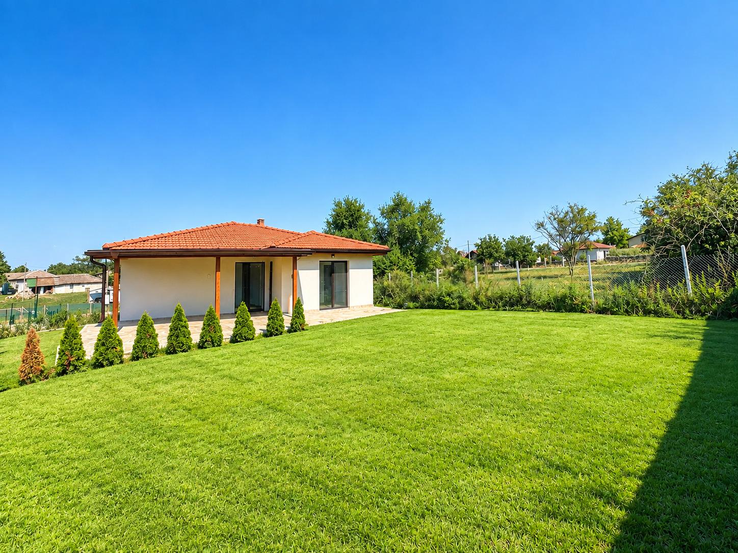 House for Sale in Ezerets, Dobrich