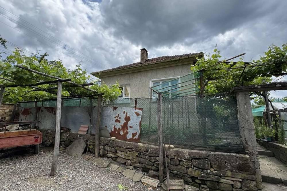 House for Sale in Kravenik, Gabrovo