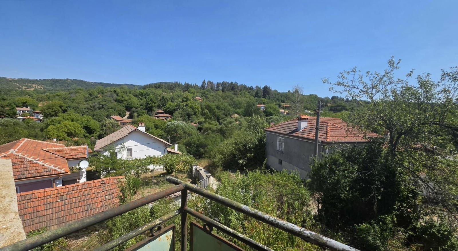 House for Sale in Svezhen, Plovdiv