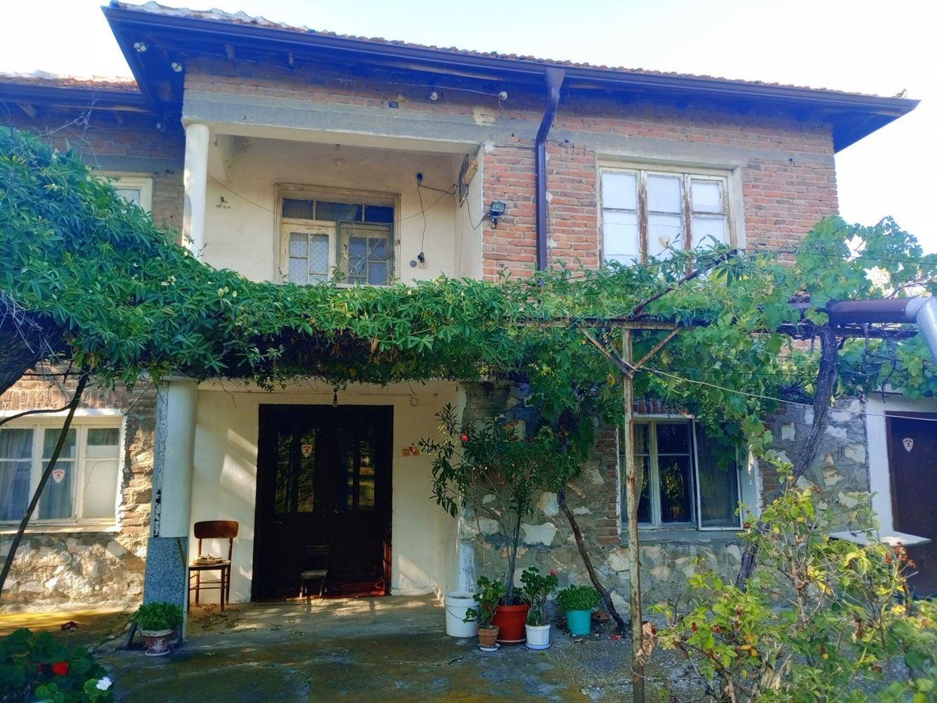 House for Sale in Tsalapitsa, Plovdiv
