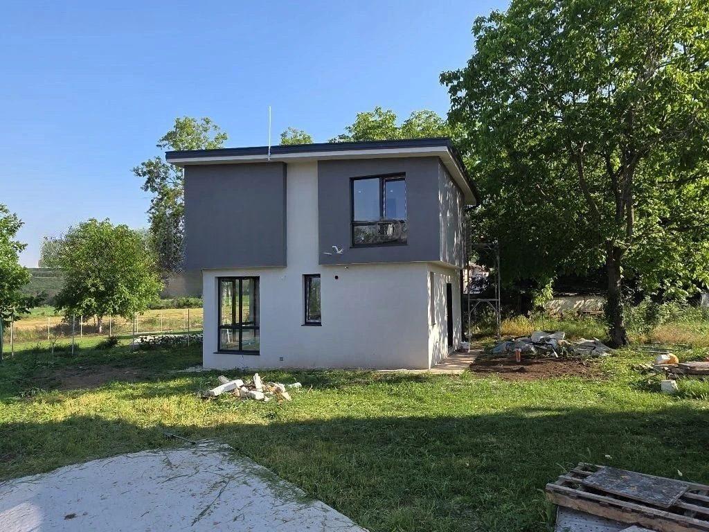 House for Sale in Bogomilovo, Stara Zagora
