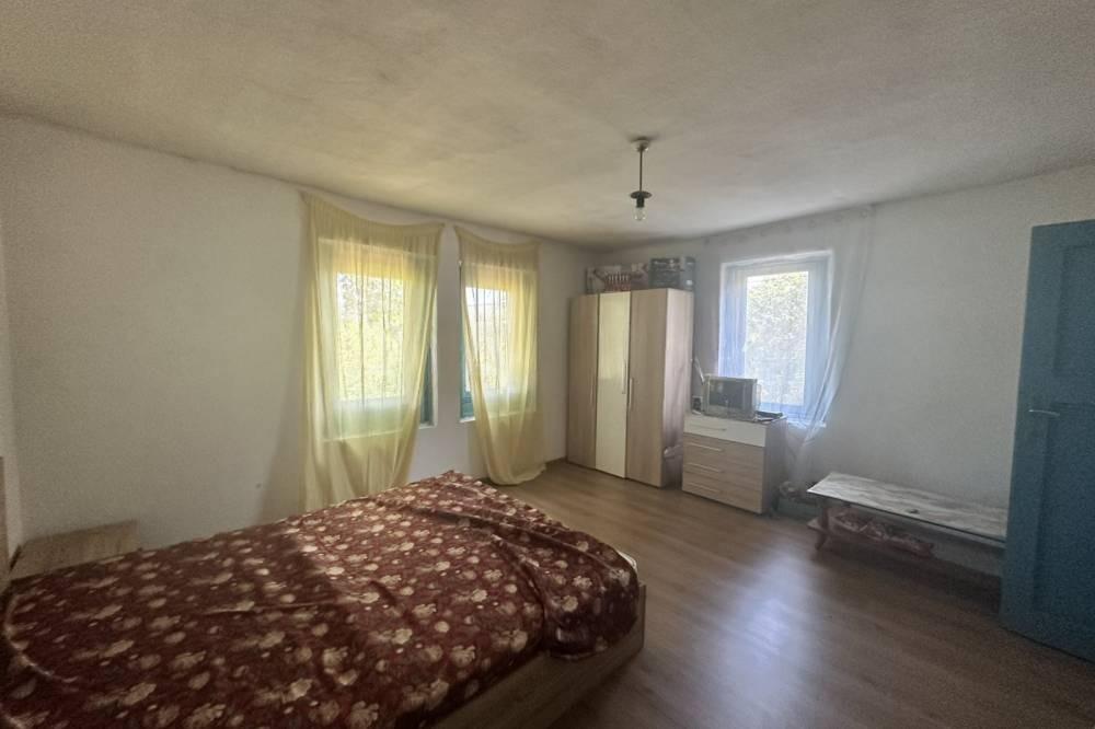 House for Sale in Gradets, Sofia Province