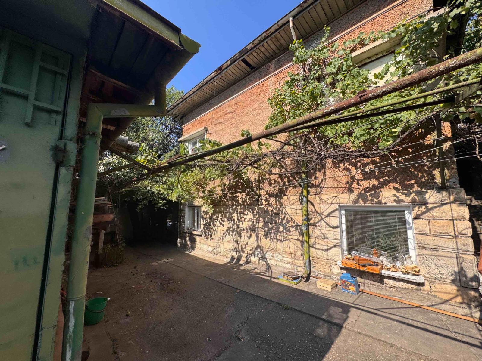 House for Sale in Ruse, Rodina 3