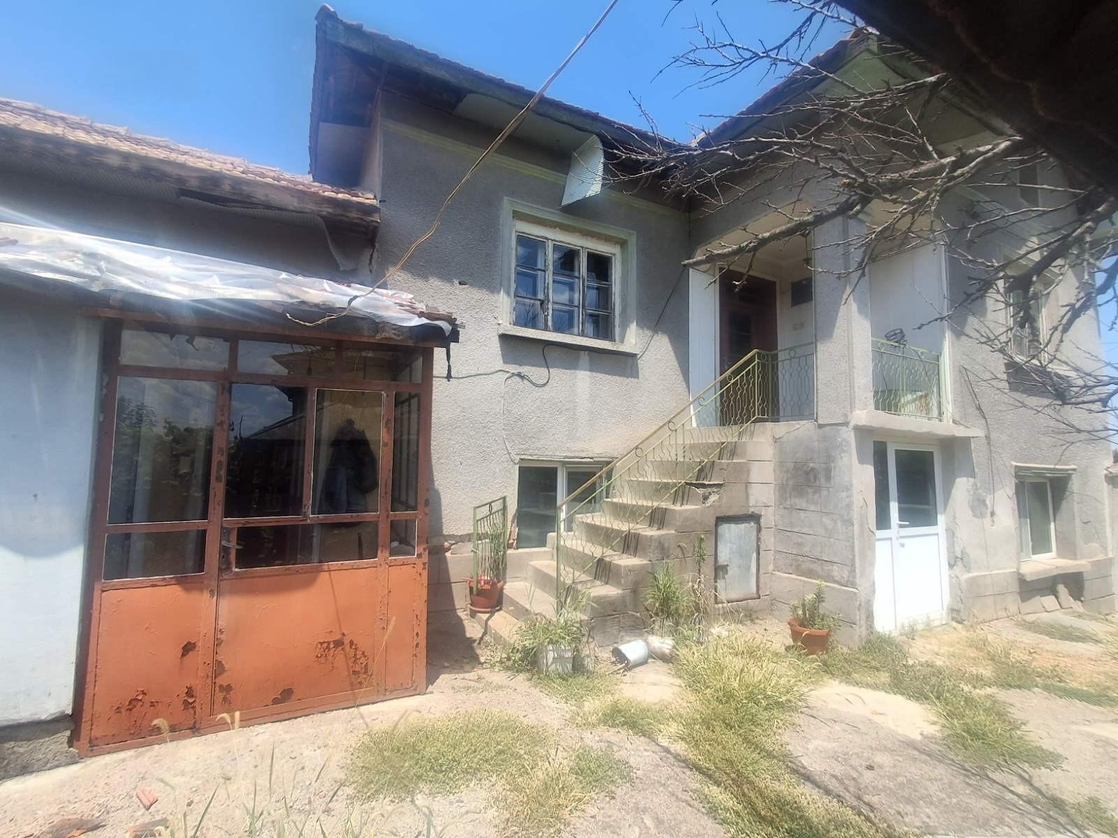 House for Sale in Dolna Mitropoliya, Pleven