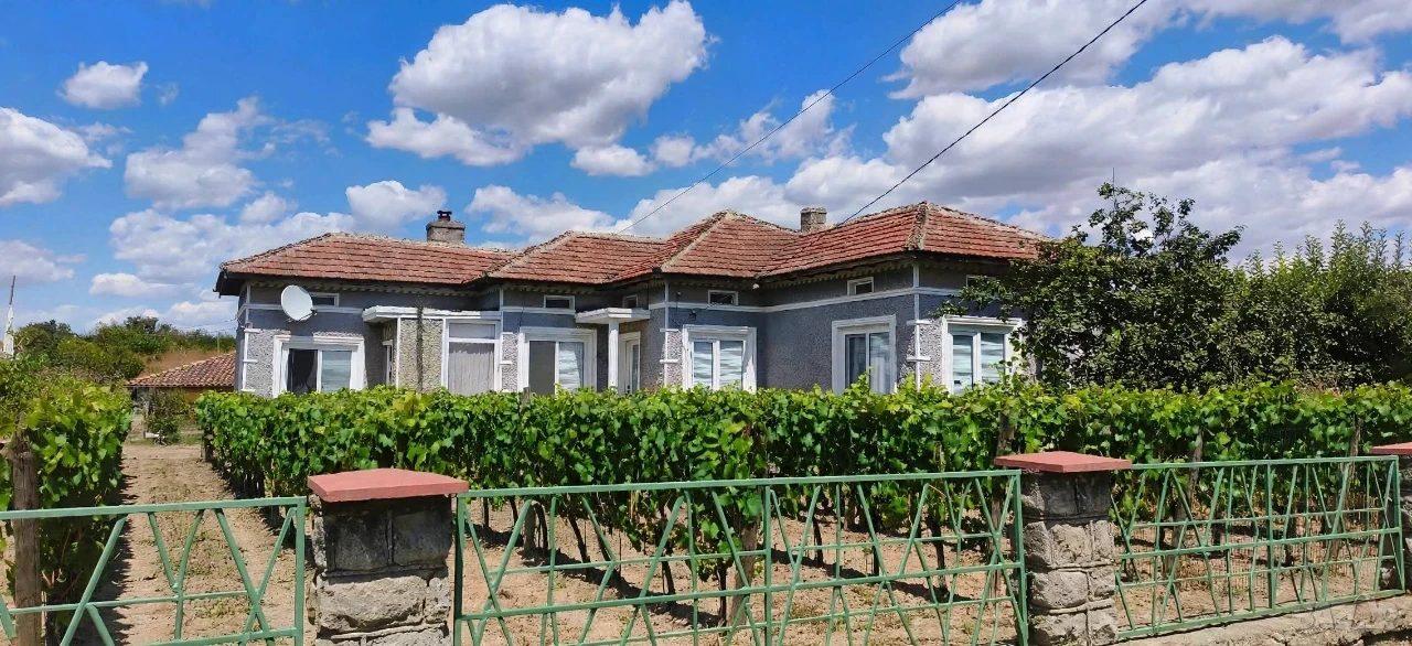 House for Sale in Dobrich, Yovkovo