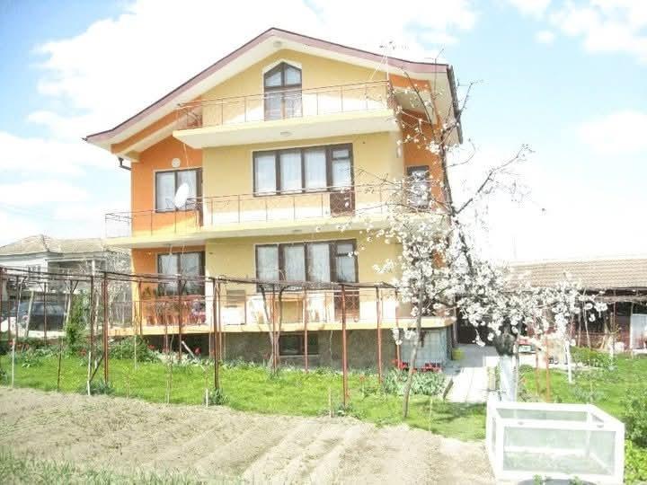 House for Sale in Salmanovo, Shumen