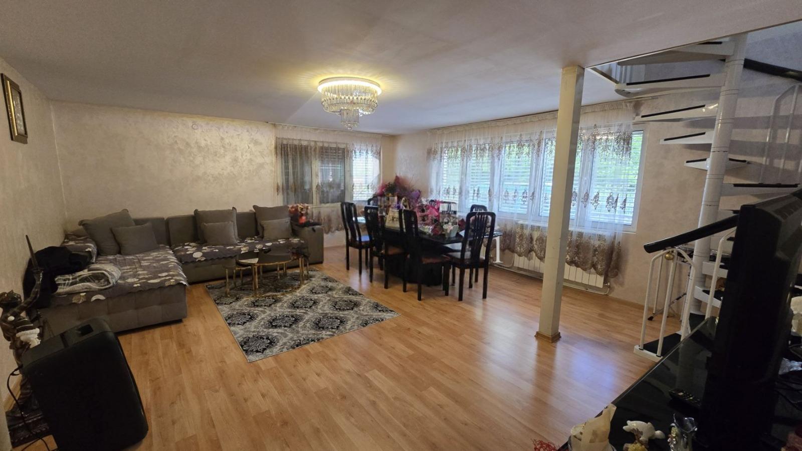 House for Sale in Zlatitsa, Sofia Province