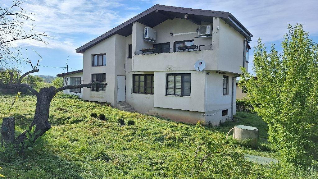 House for Sale in Yarebichna, Varna