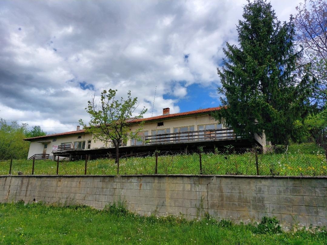 Villa for Sale in Troyan, Lovech