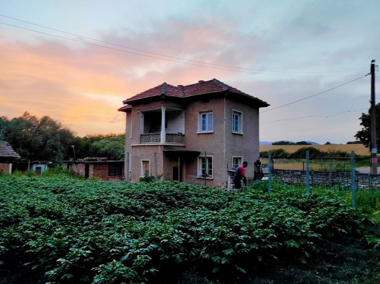 House for Sale in Tsarevets, Vratsa