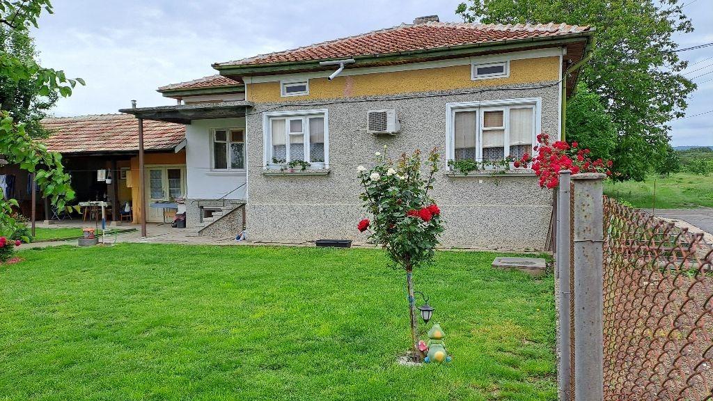 House for Sale in Dibich, Shumen