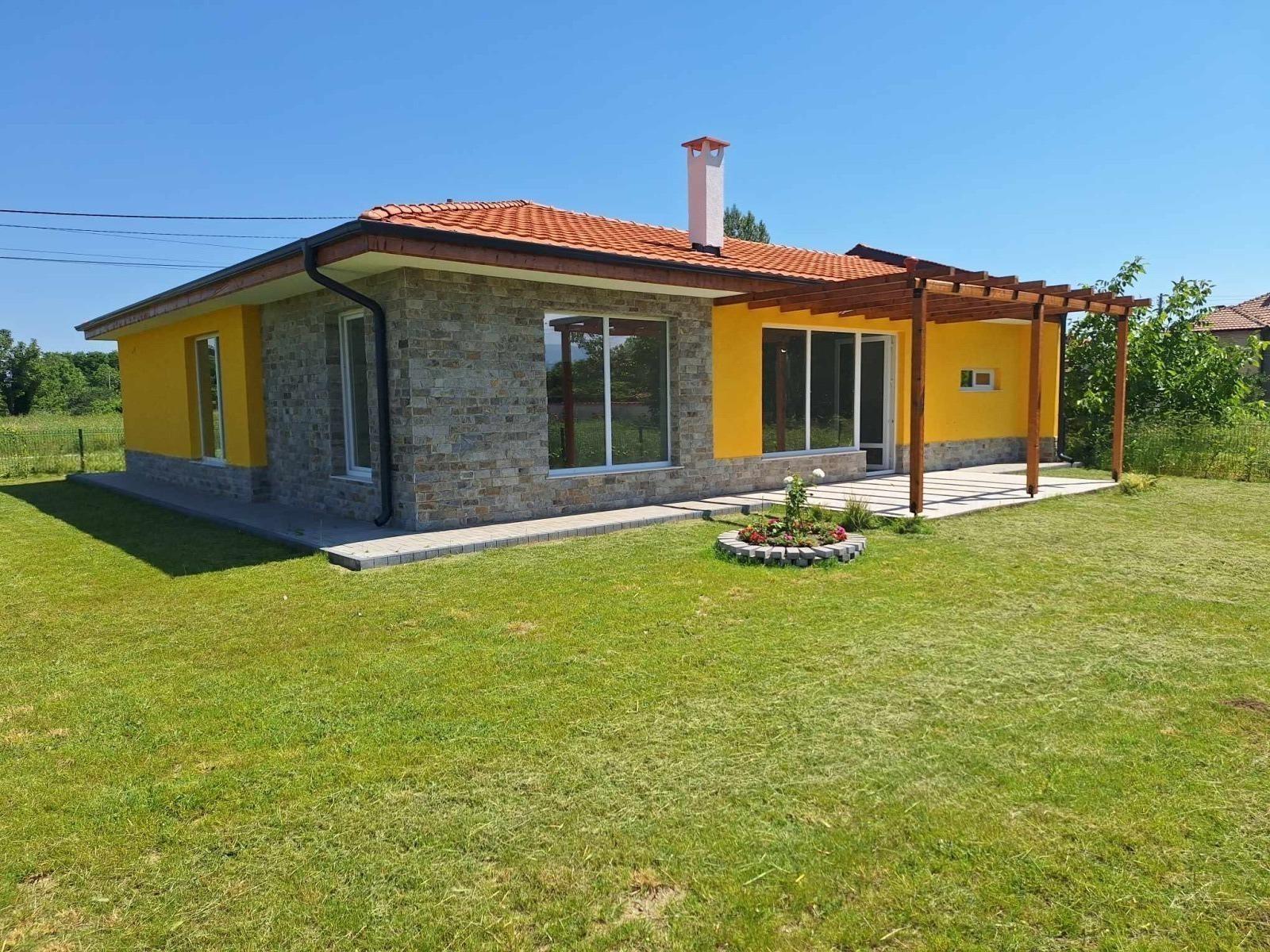 House for Sale in Septemvri, Pazardzhik