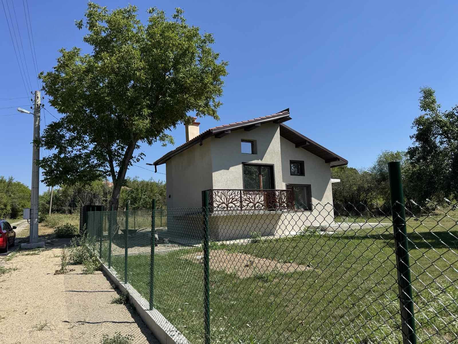 House for Sale in Saedinenie, Stara Zagora