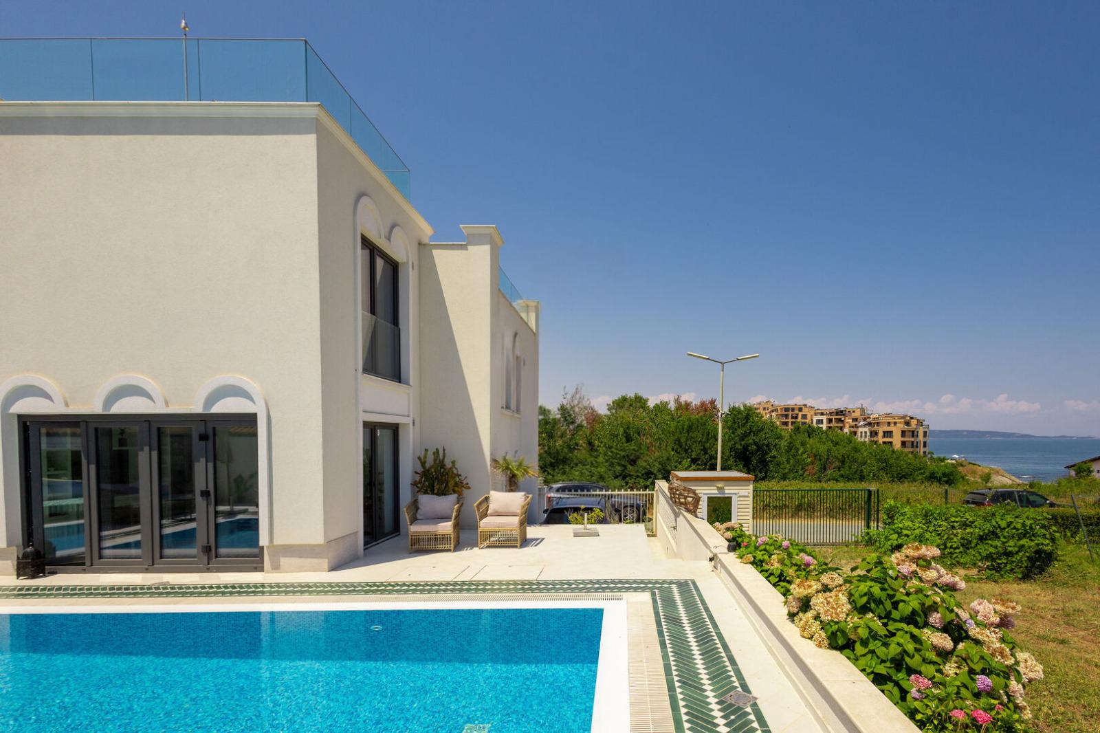 House for Sale in Lozenets, Burgas