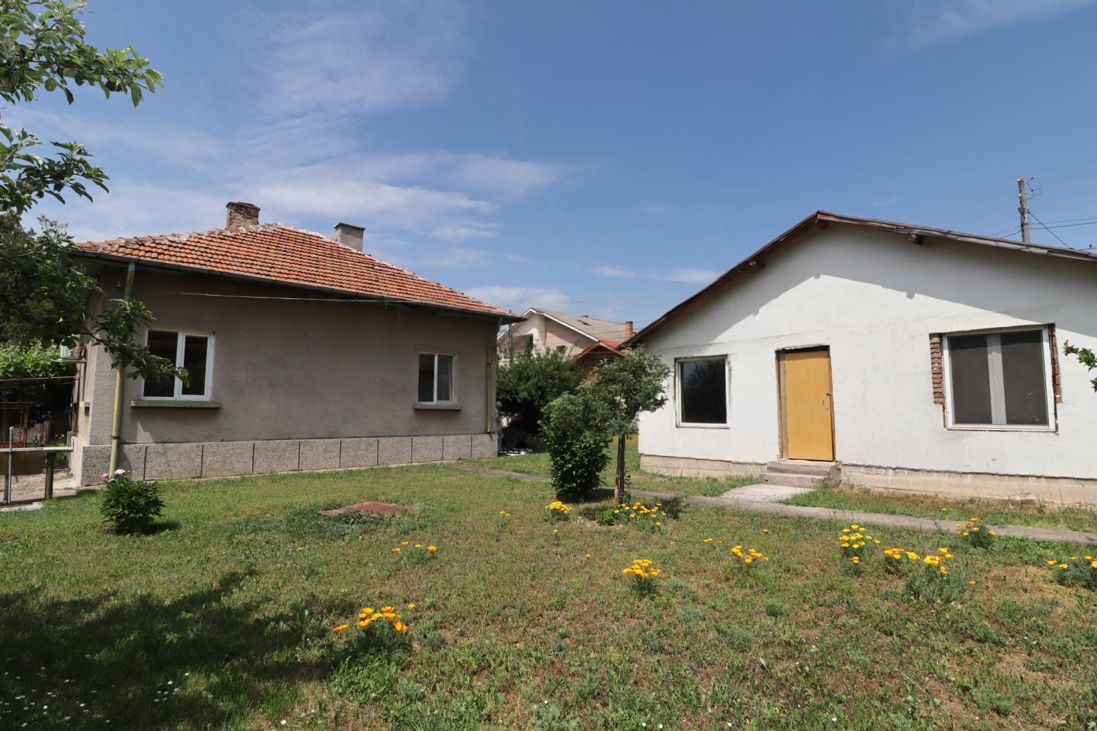 House for Sale in Golyanovtsi, Sofia Province