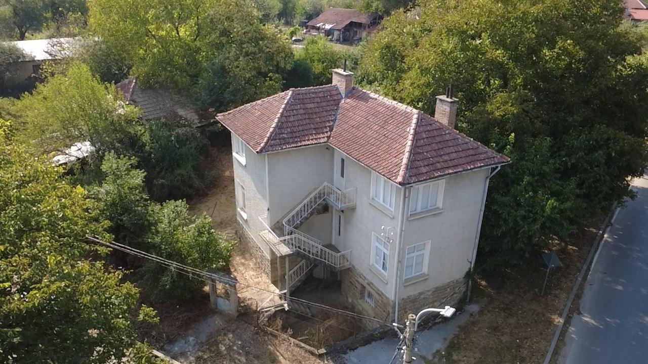 House for Sale in Draganovtsi, Gabrovo