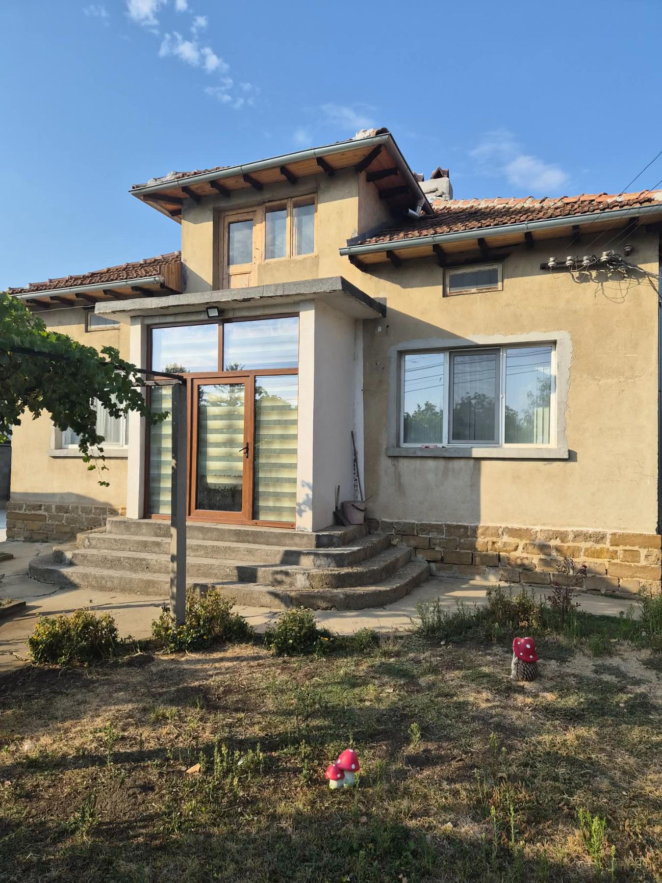House for Sale in Pavlikeni, Veliko Tarnovo