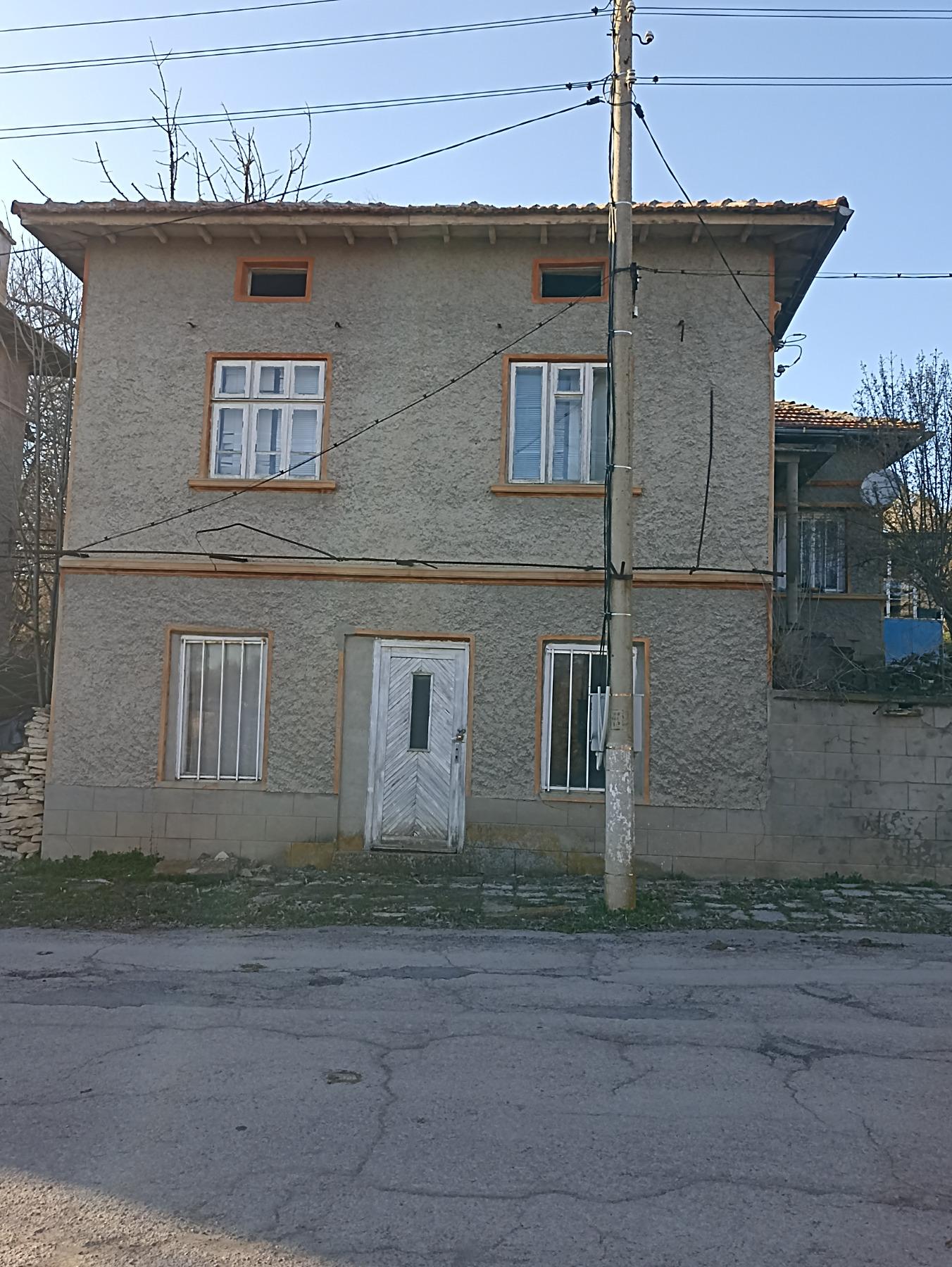 House for Sale in Makariopolsko, Targovishte
