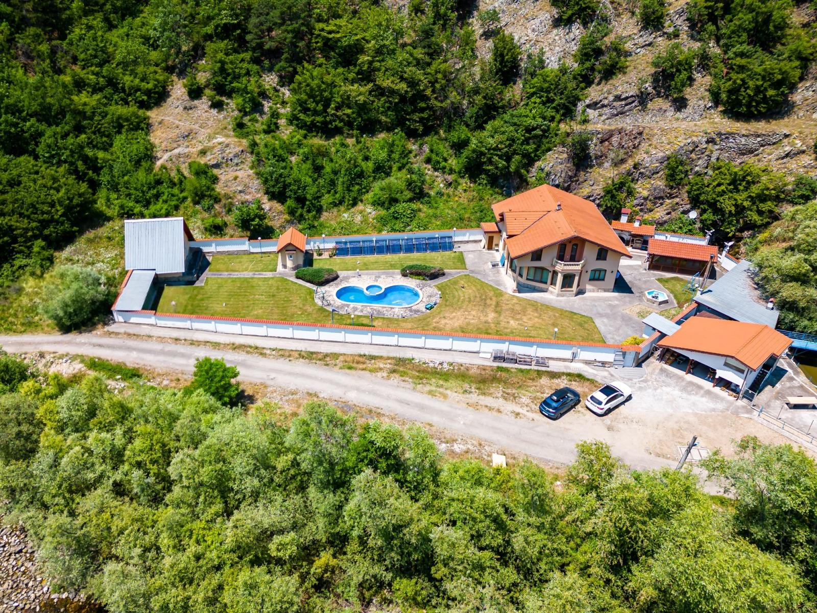 Villa for Sale in Mihalkovo, Smolyan